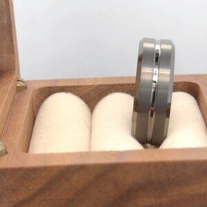 Unisex Tungsten Carbide Wedding Ring with Brushed W977